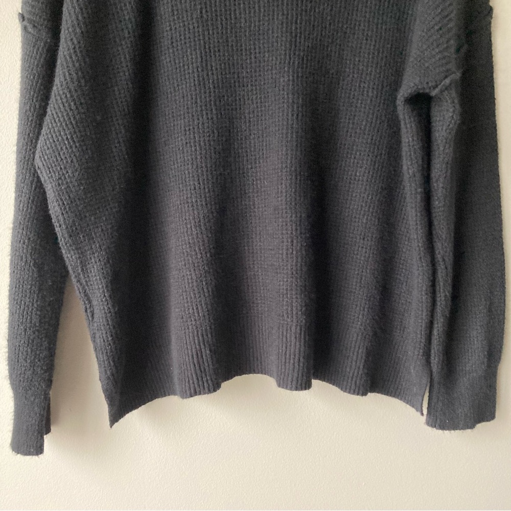 Aerie Women’s Comfy Waffle Knit Black Hooded Sweater V-Neck Medium - Picture 7 of 10